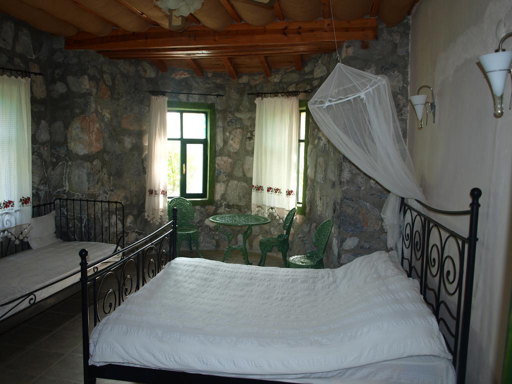 Bed and Breakfast Otantik Tas Ev Даламан Экстерьер фото