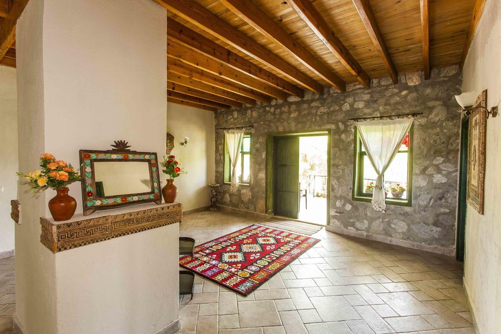 Bed and Breakfast Otantik Tas Ev Даламан Экстерьер фото
